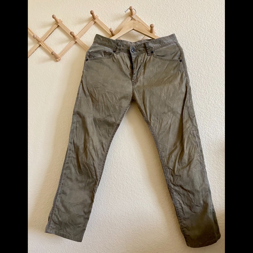 (SOLD)Diesel Men's Pants Size W28